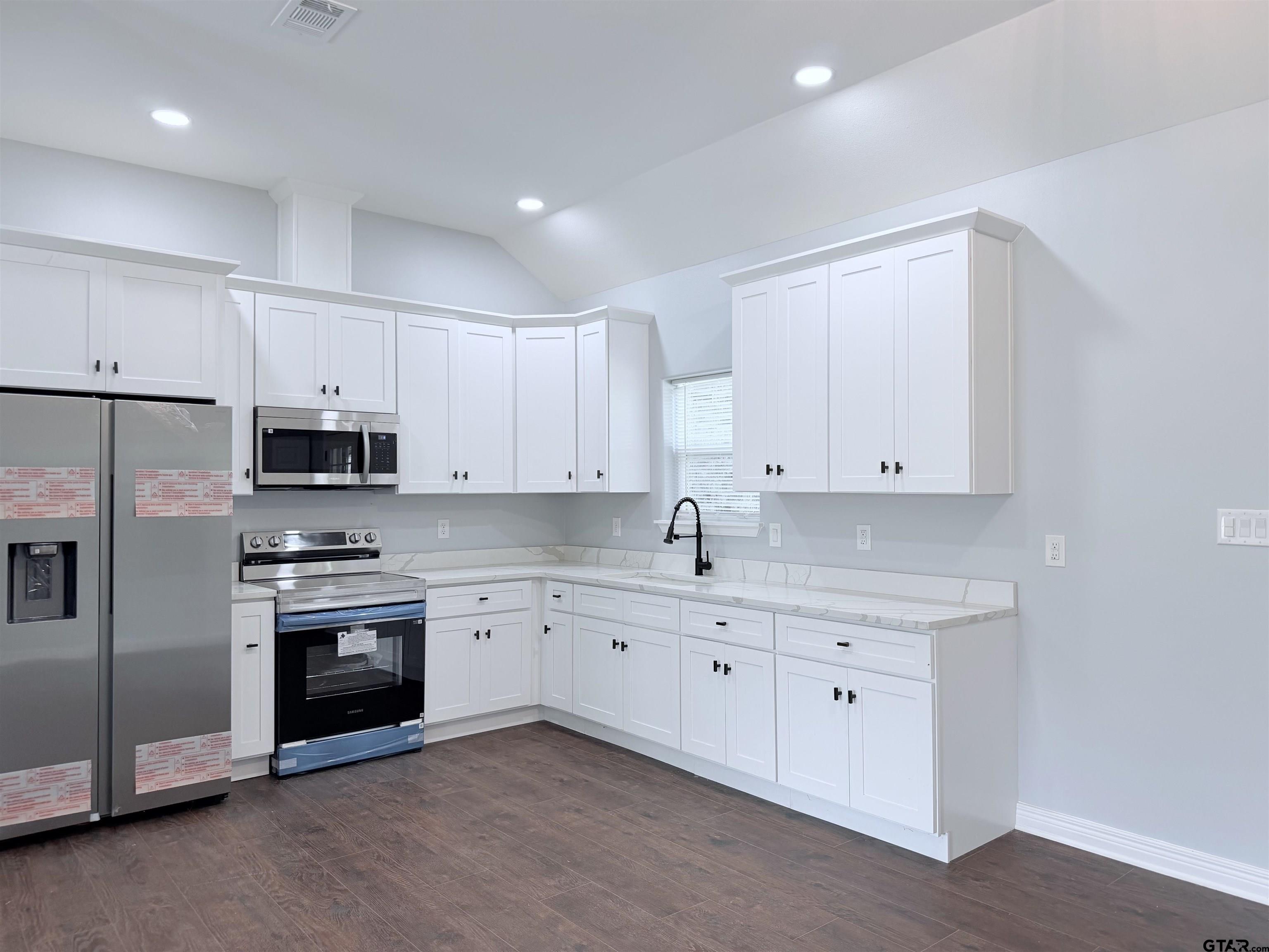 449 Cypress