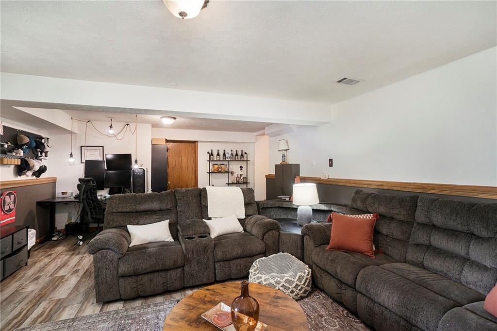 1126 E Yesteryear Drive