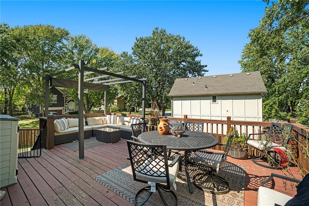 1126 E Yesteryear Drive