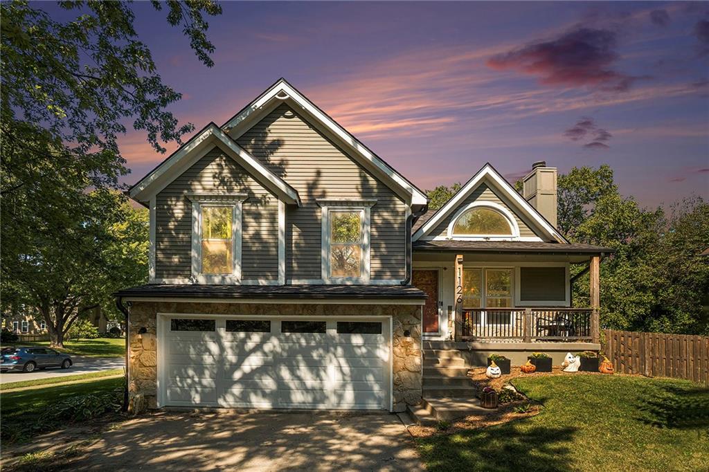 1126 E Yesteryear Drive