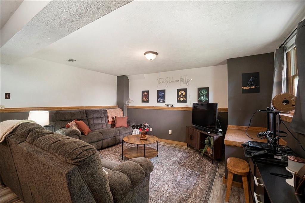 1126 E Yesteryear Drive