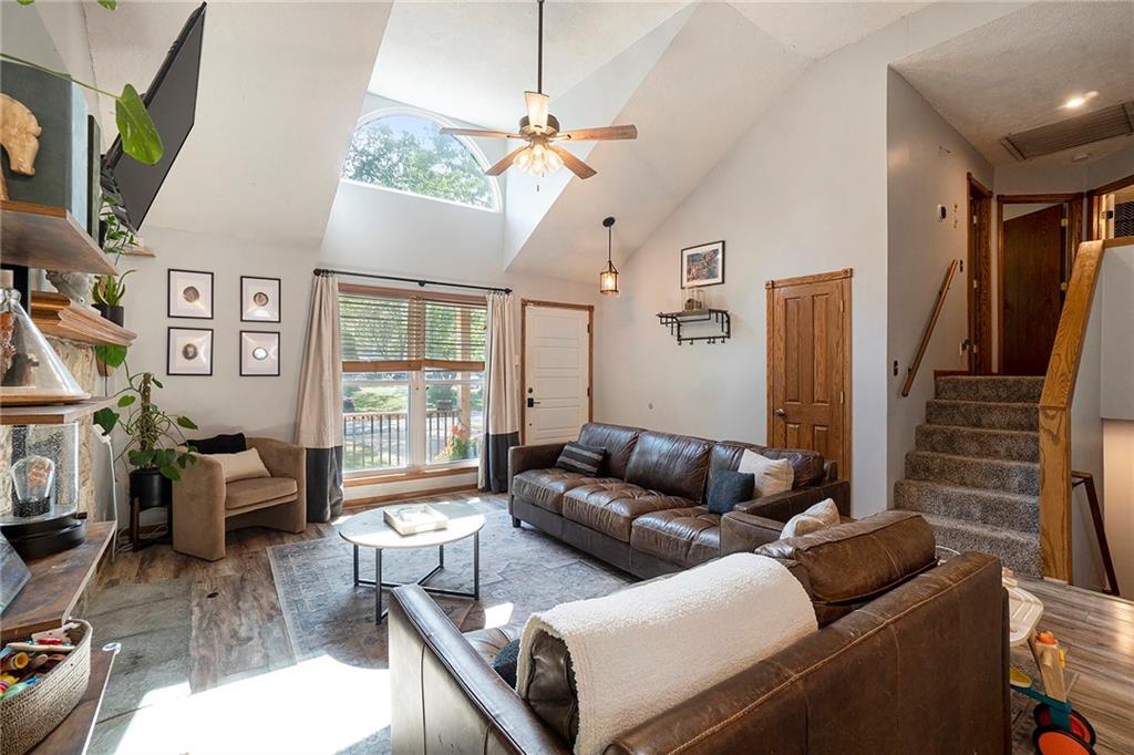 1126 E Yesteryear Drive