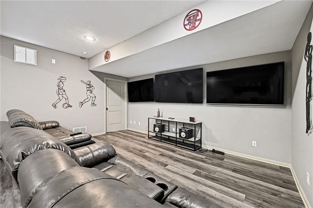 10114 N Ditman Avenue