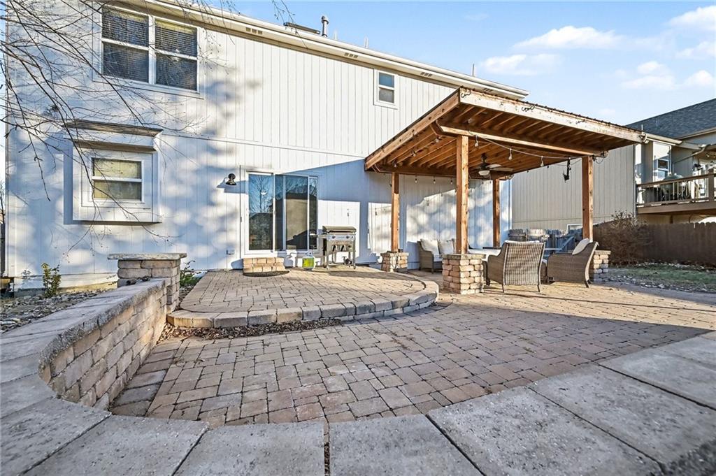 10114 N Ditman Avenue