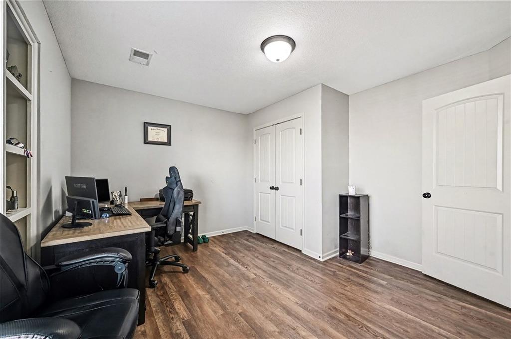 10114 N Ditman Avenue