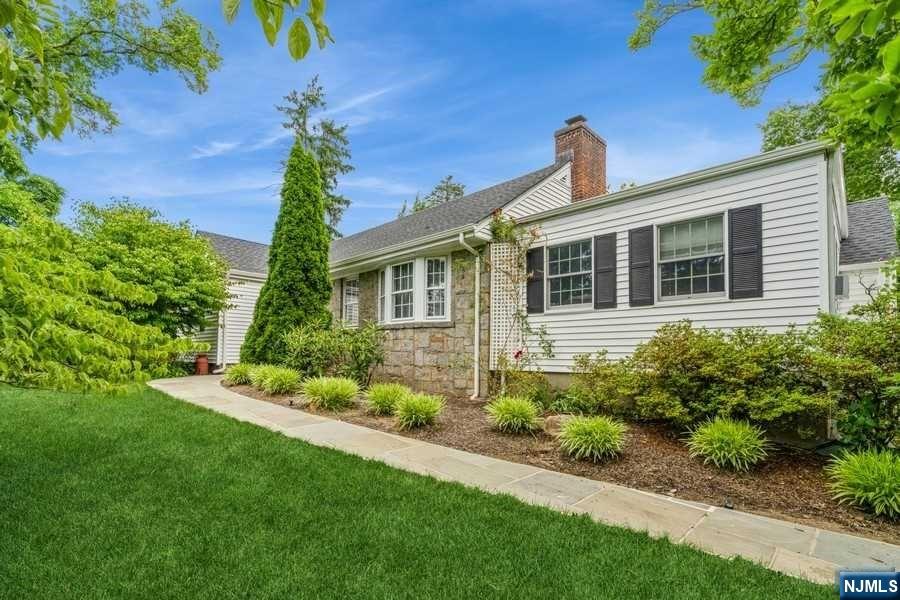 758 Highland Avenue