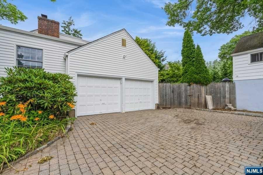 758 Highland Avenue