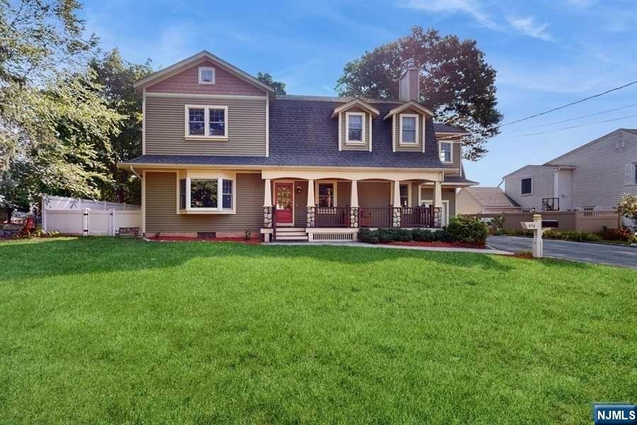 456 North Central Avenue