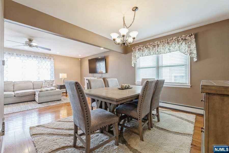 406 Van Bussum Avenue