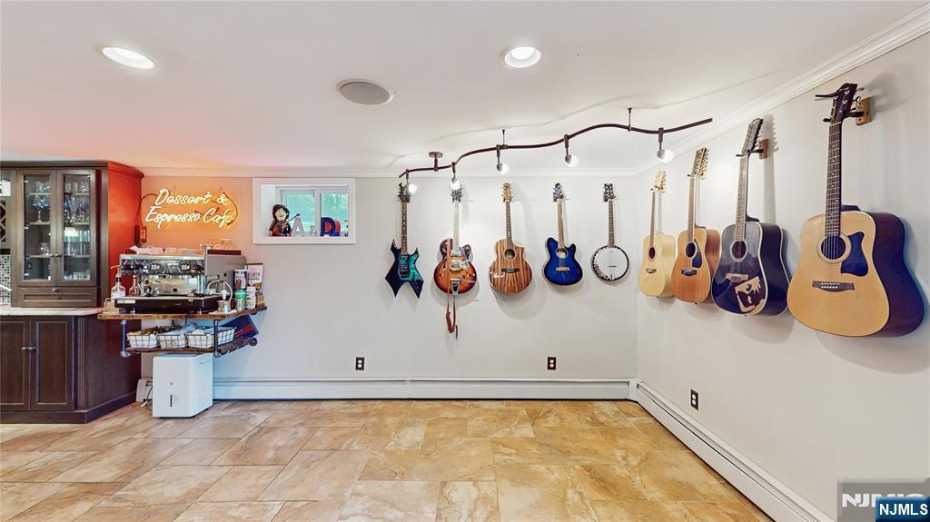 66 Hillside Drive