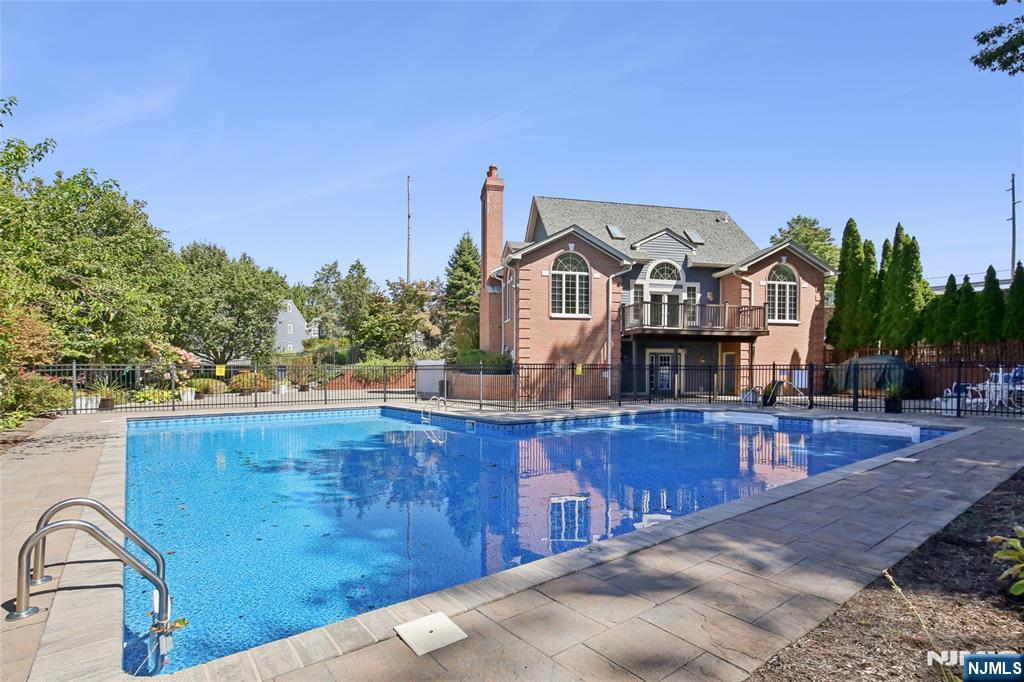 239 Cambridge Drive