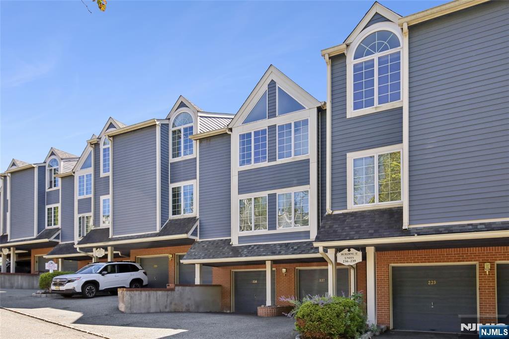 239 Cambridge Drive