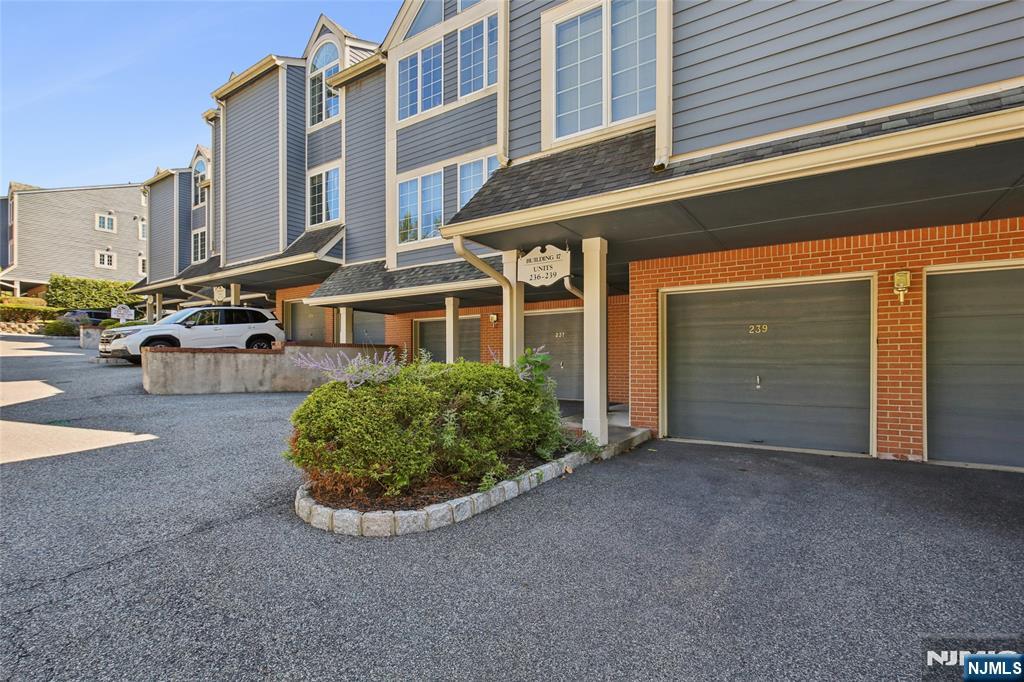239 Cambridge Drive
