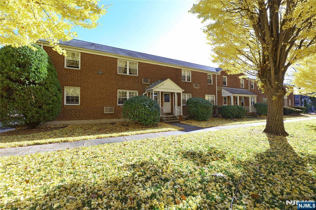 40 Clark Court 104