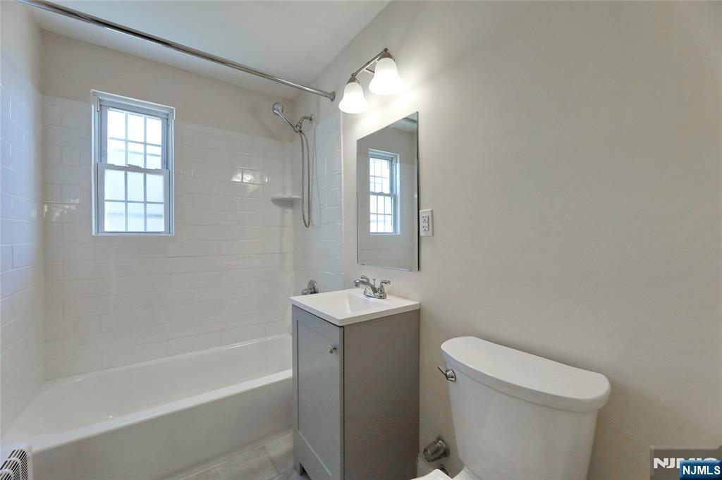 40 Clark Court 104
