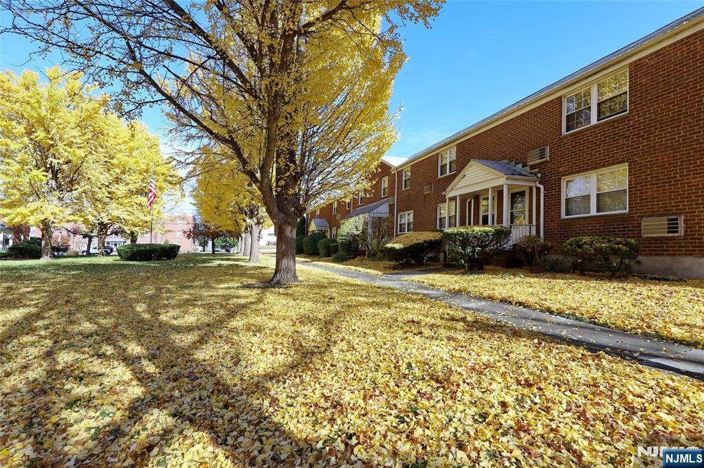 40 Clark Court 104