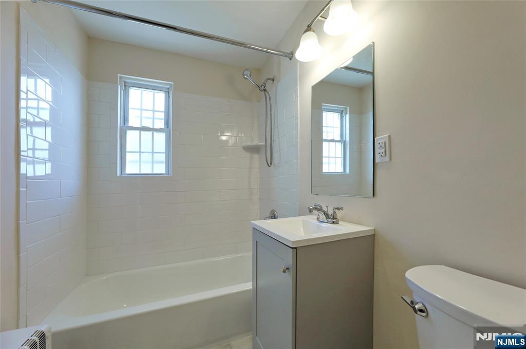 40 Clark Court 104