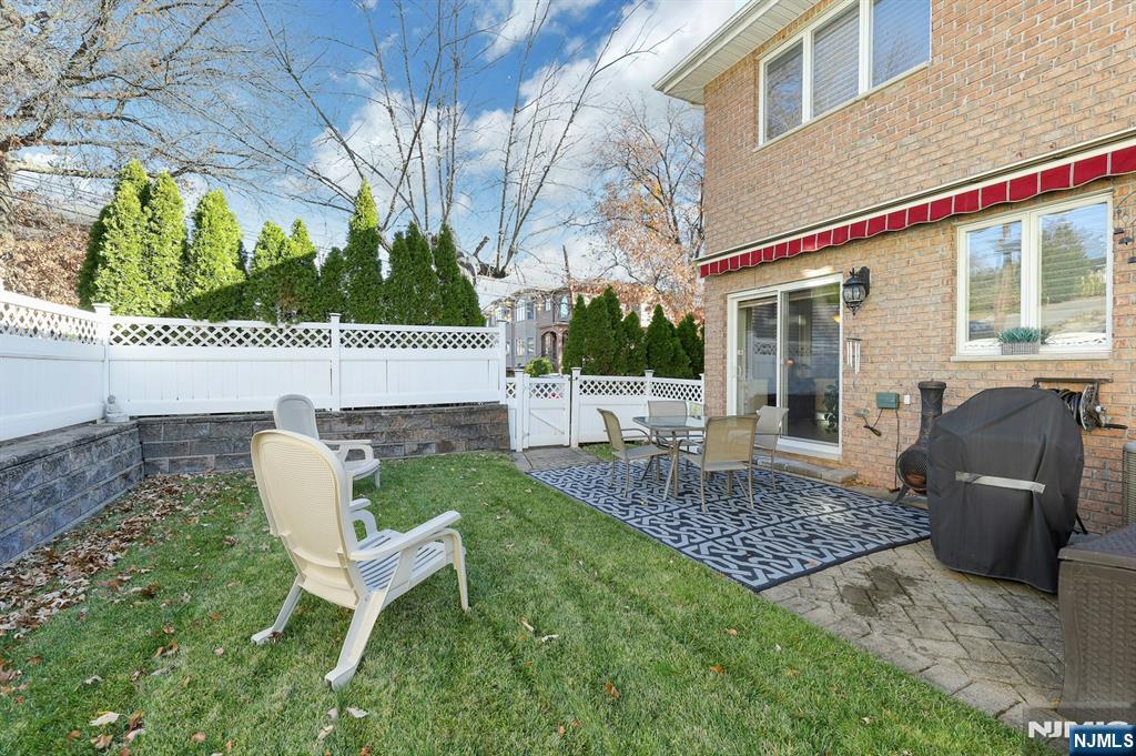 135 Abbott Avenue 2