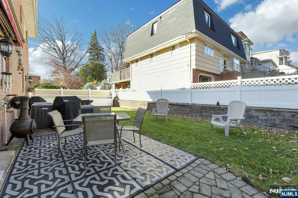 135 Abbott Avenue 2
