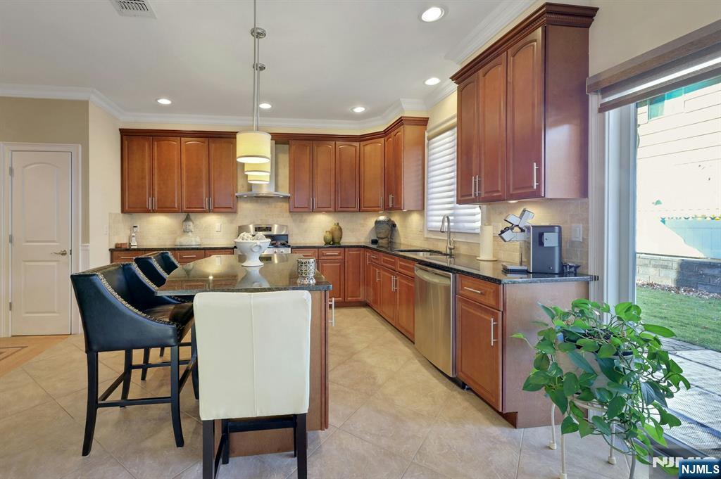 135 Abbott Avenue 2