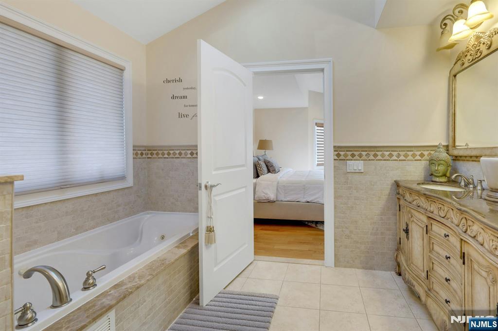 135 Abbott Avenue 2