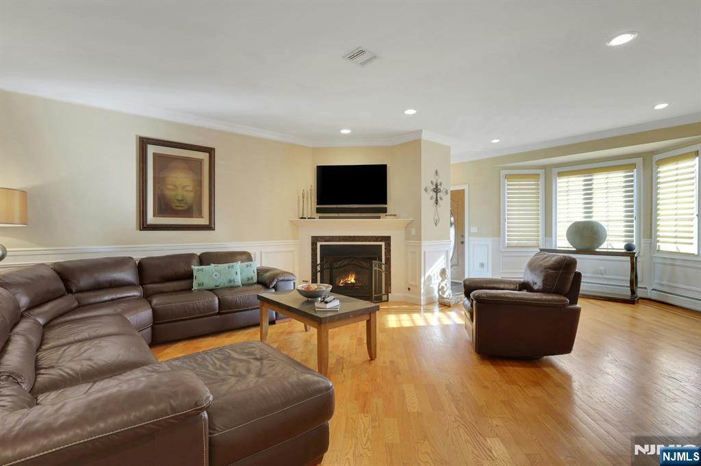 135 Abbott Avenue 2