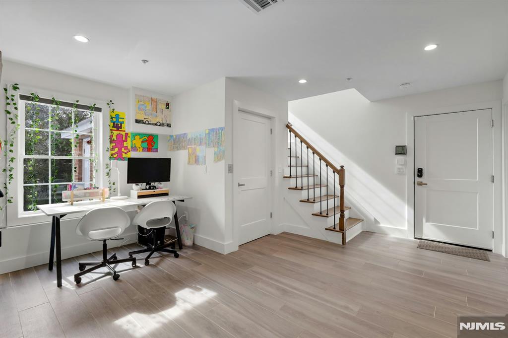 106 Brandon Court 106