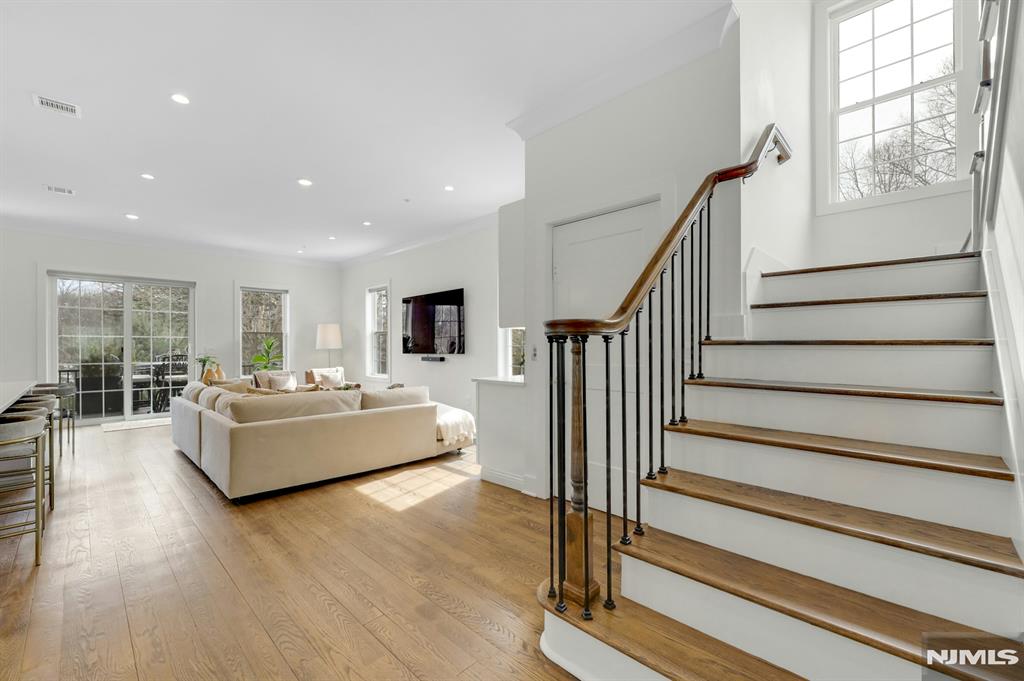 106 Brandon Court 106