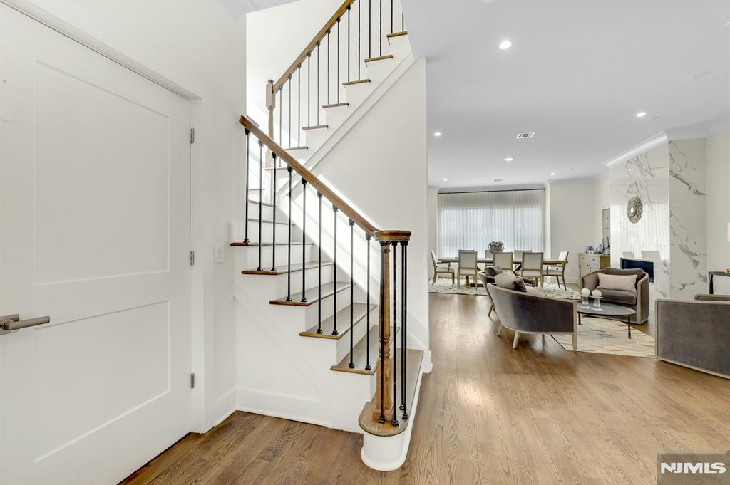 106 Brandon Court 106