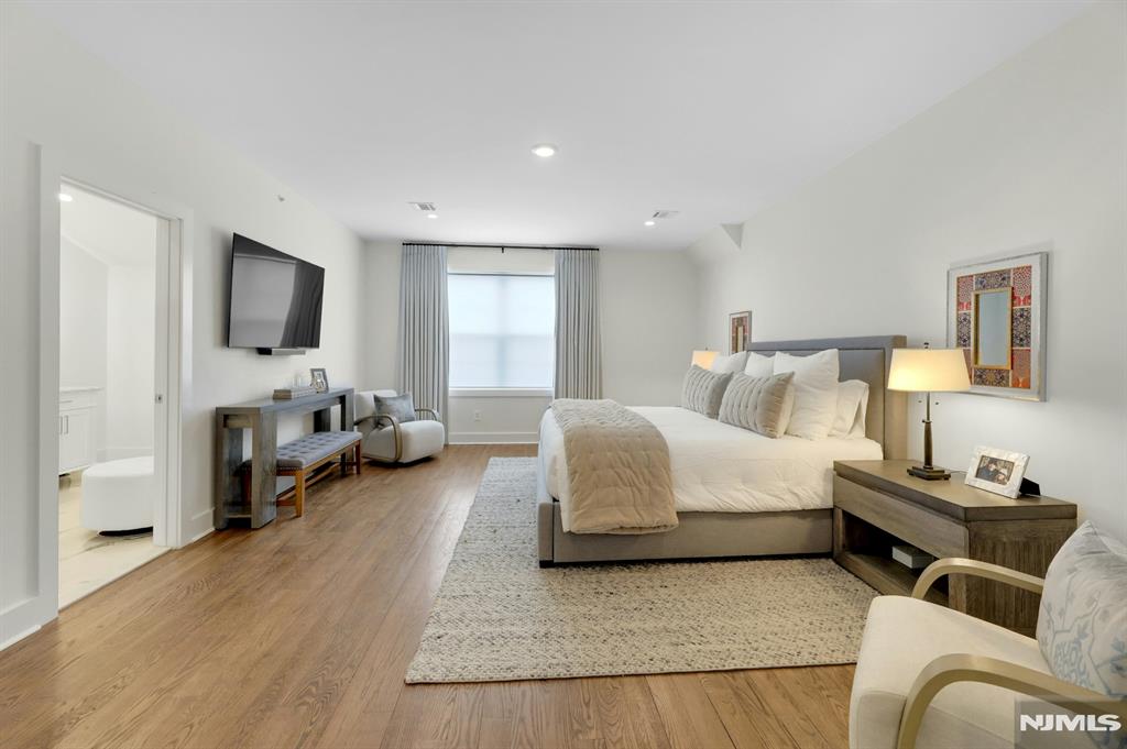 106 Brandon Court 106