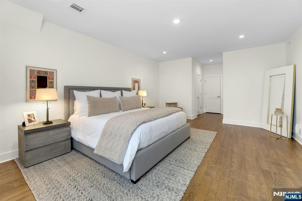 106 Brandon Court 106