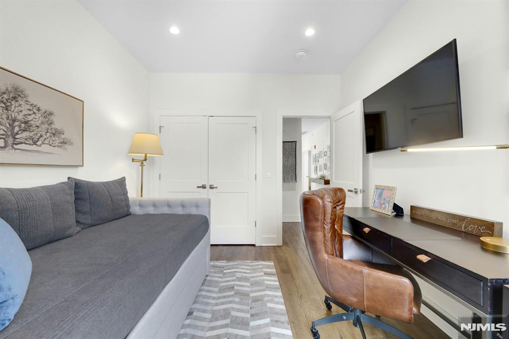 106 Brandon Court 106