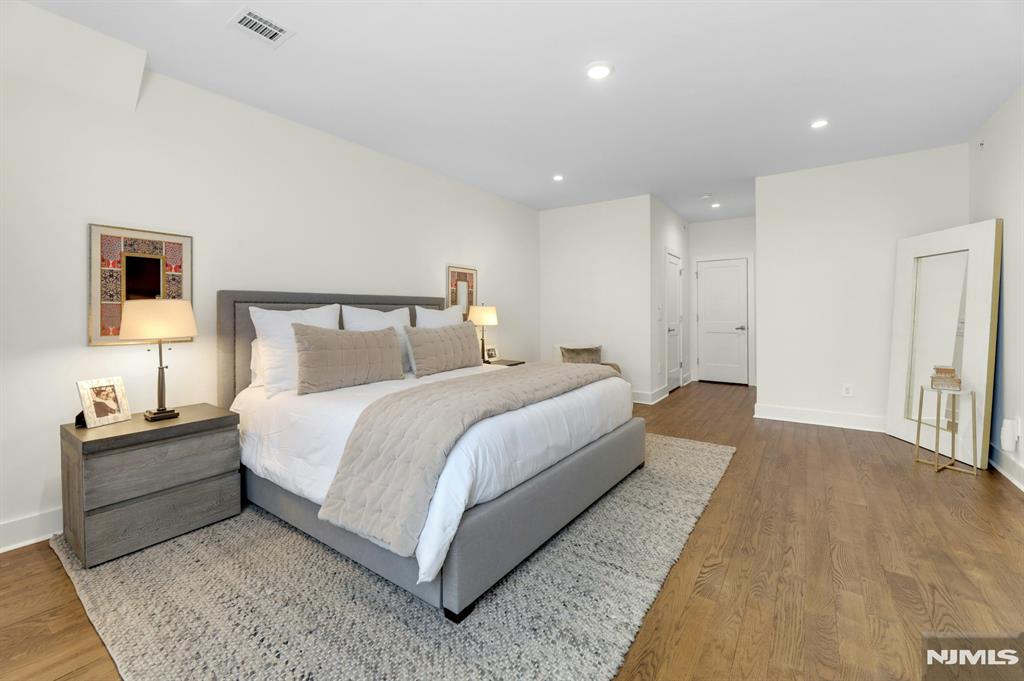 106 Brandon Court 106