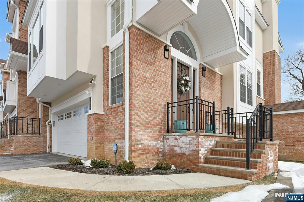 106 Brandon Court 106