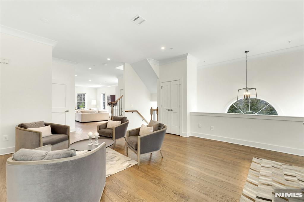 106 Brandon Court 106