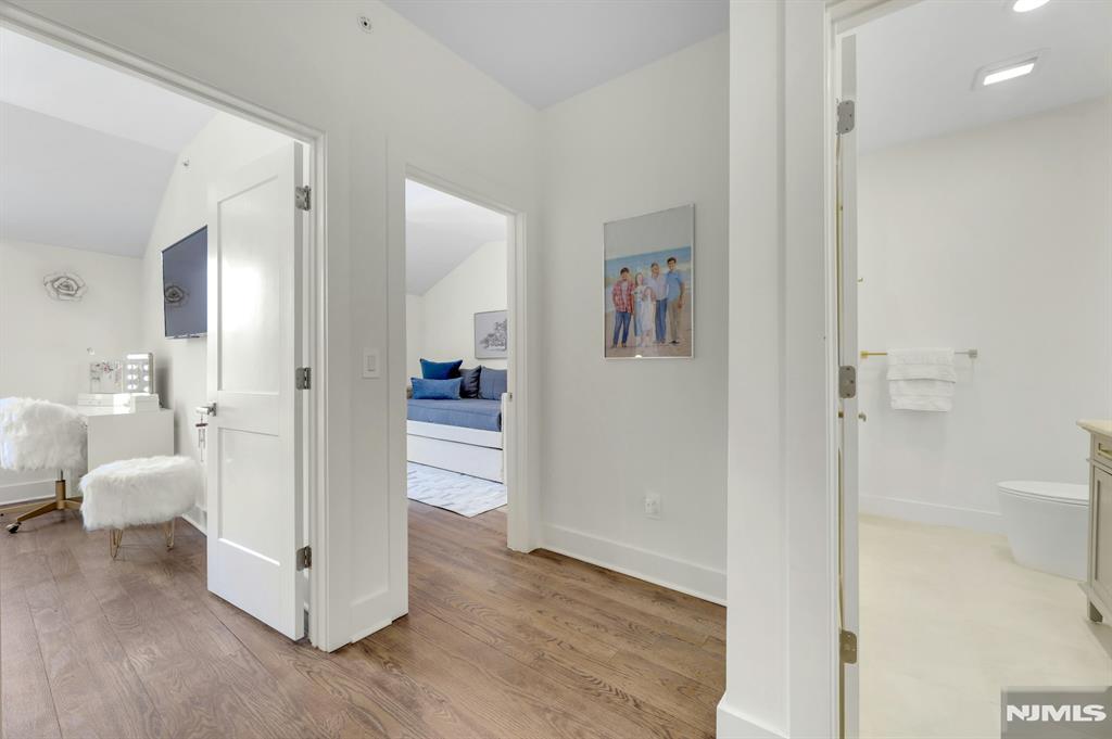 106 Brandon Court 106