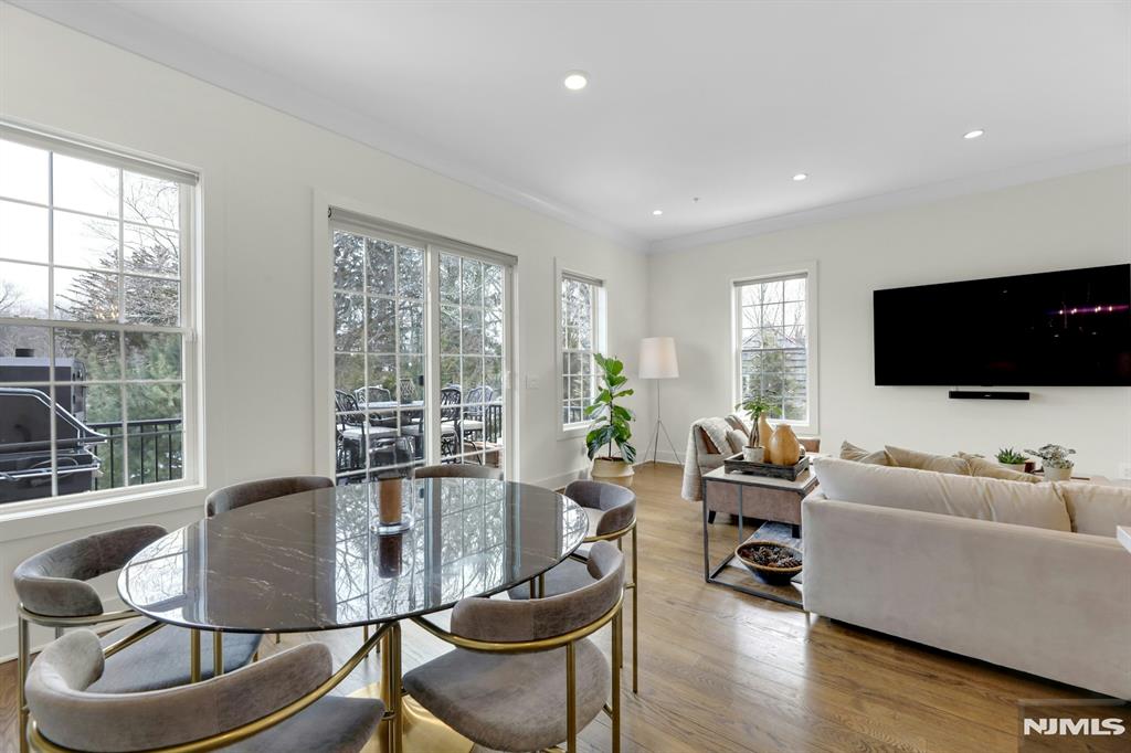 106 Brandon Court 106