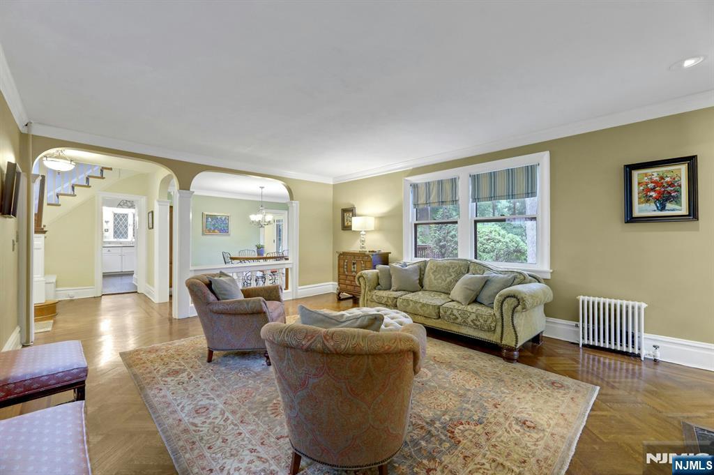 112 Goodwin Terrace