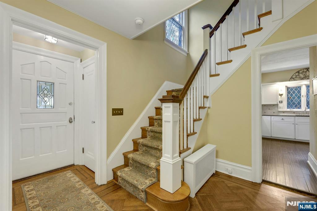112 Goodwin Terrace