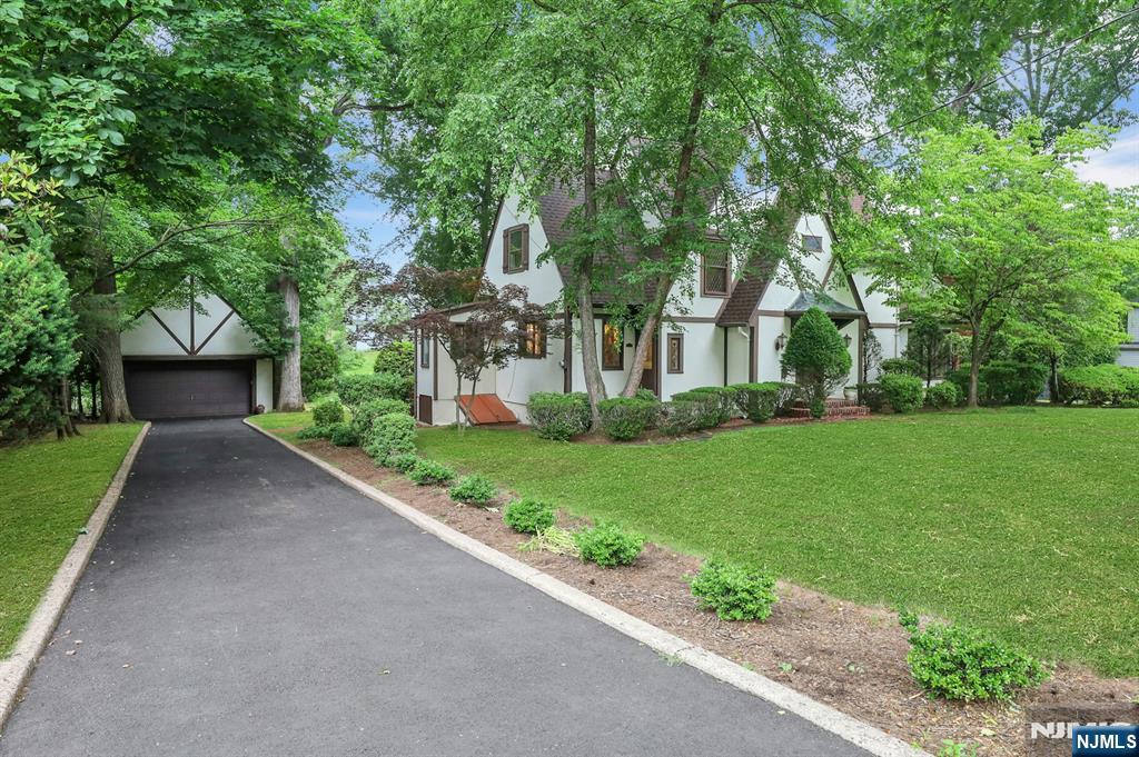 112 Goodwin Terrace