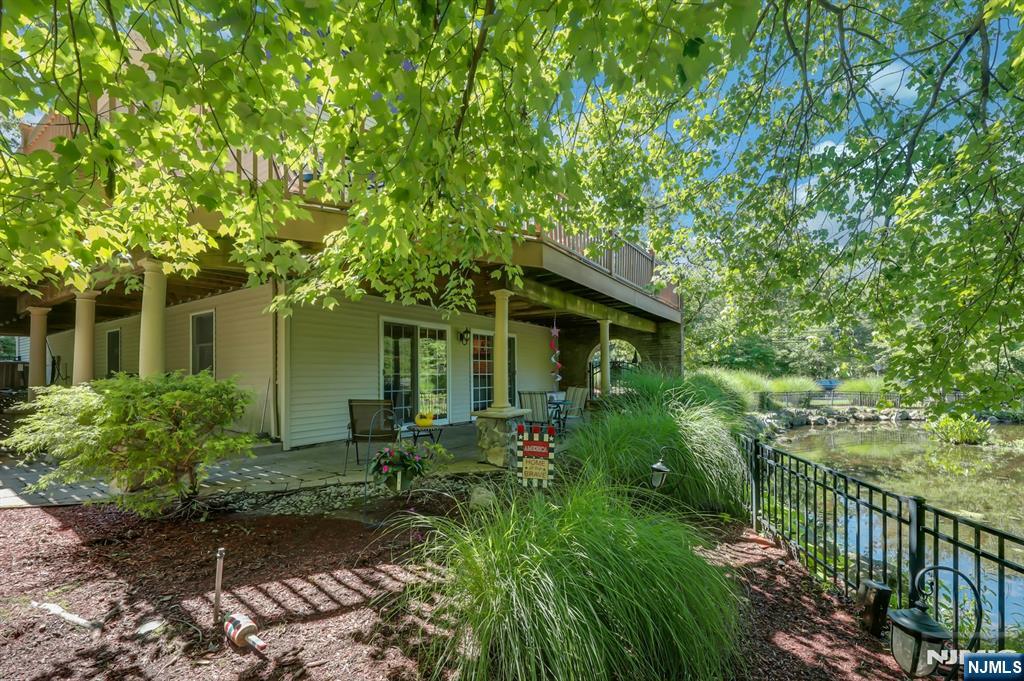 63 Pleasant Avenue