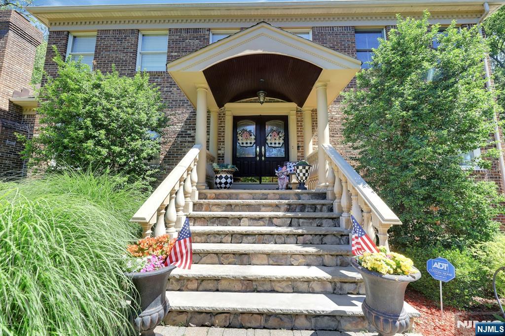 63 Pleasant Avenue