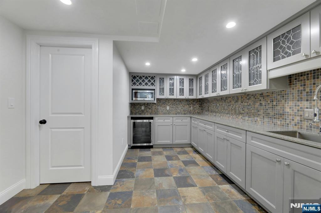 23 Hollybrook Road
