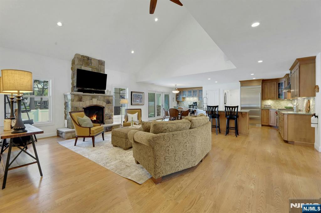 23 Hollybrook Road