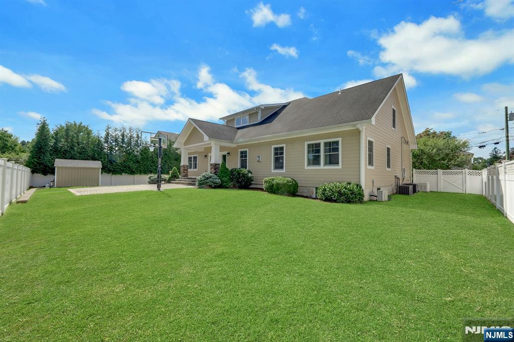 23 Hollybrook Road