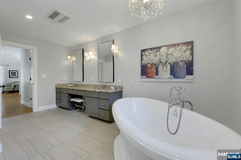 23 Hollybrook Road