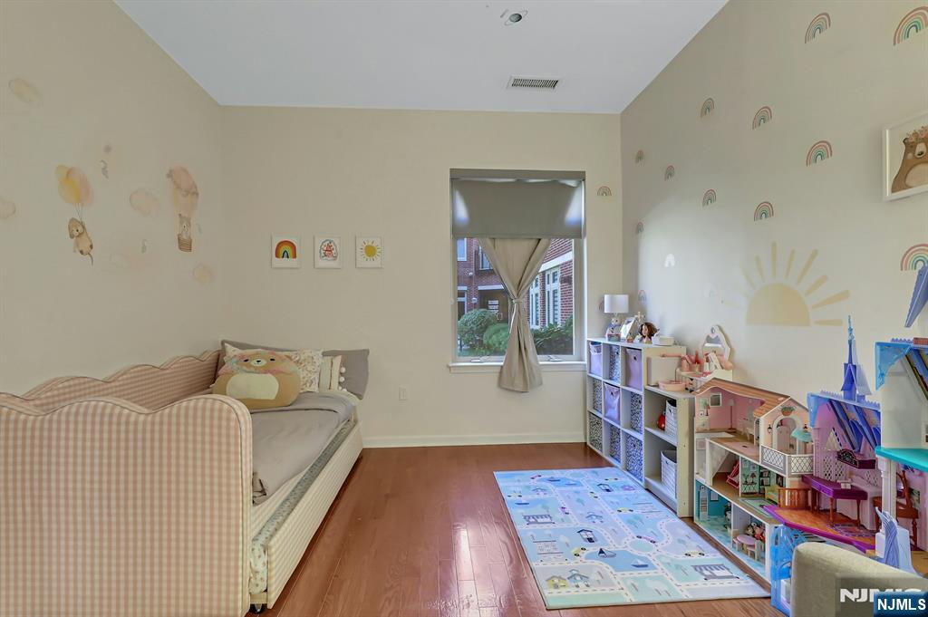 1109 Riverview Avenue 109
