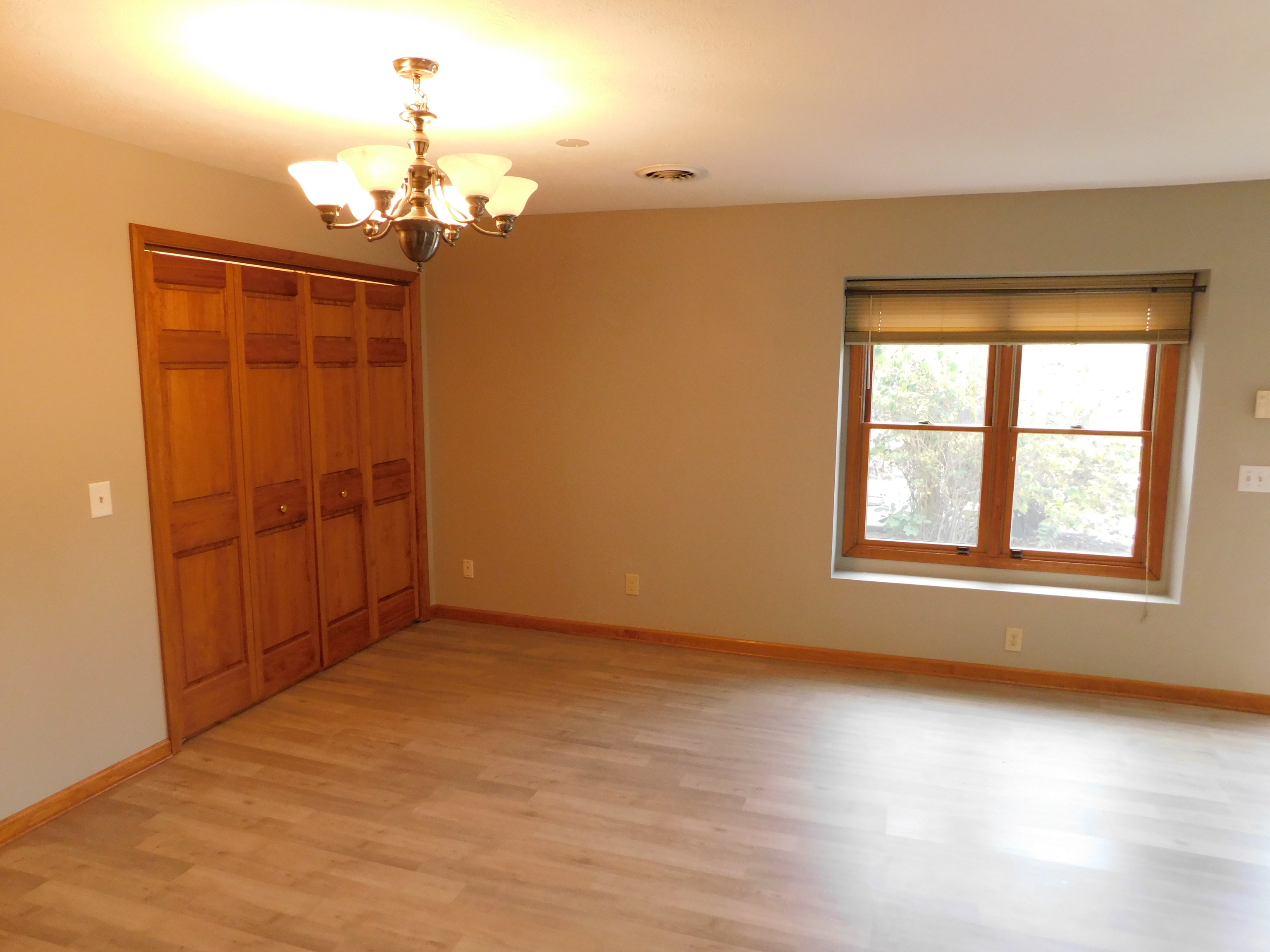 1711 Lafayette Avenue Unit: UNIT 12