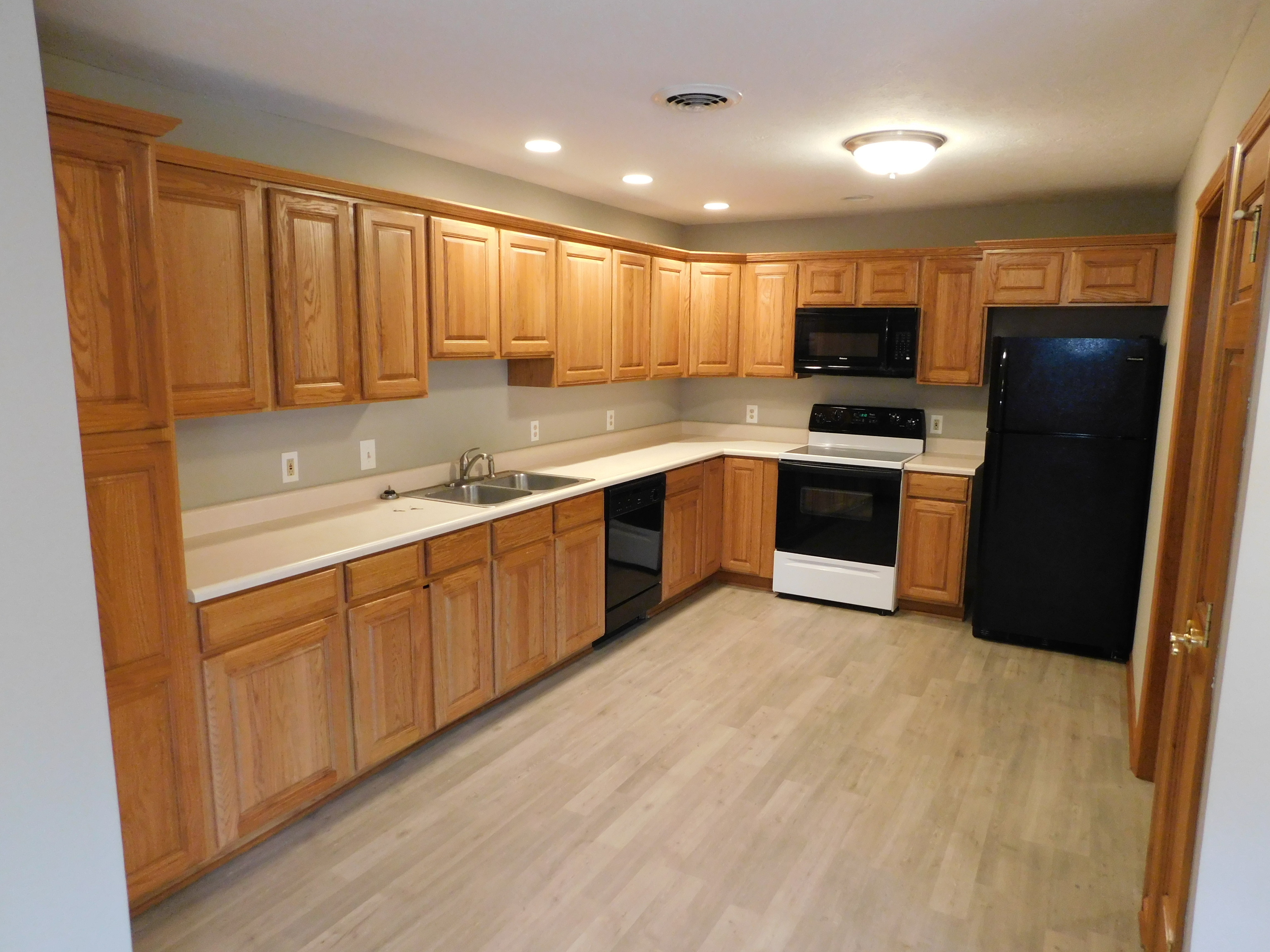 1711 Lafayette Avenue Unit: UNIT 12