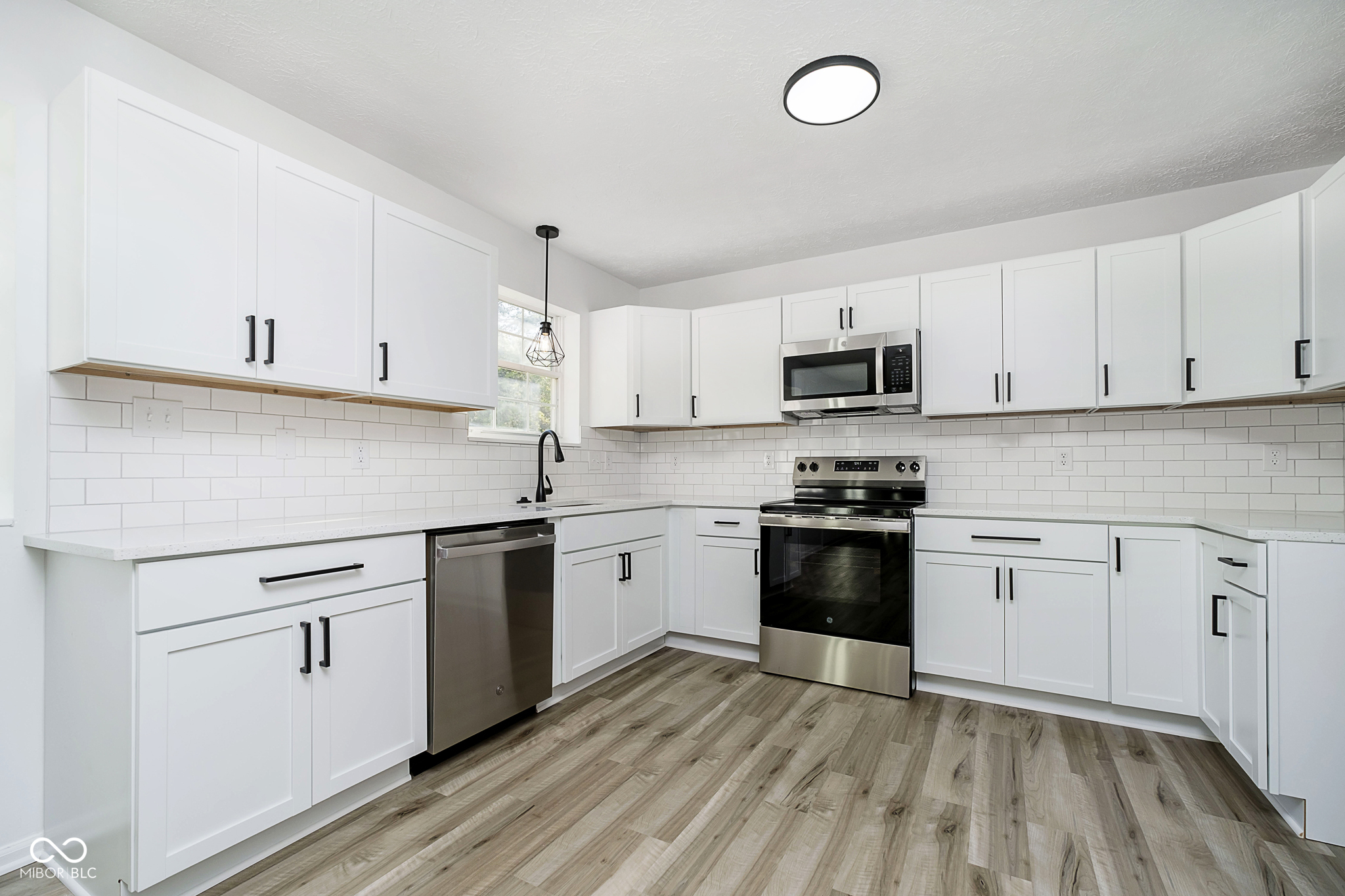 11127 Bayridge Circle W
